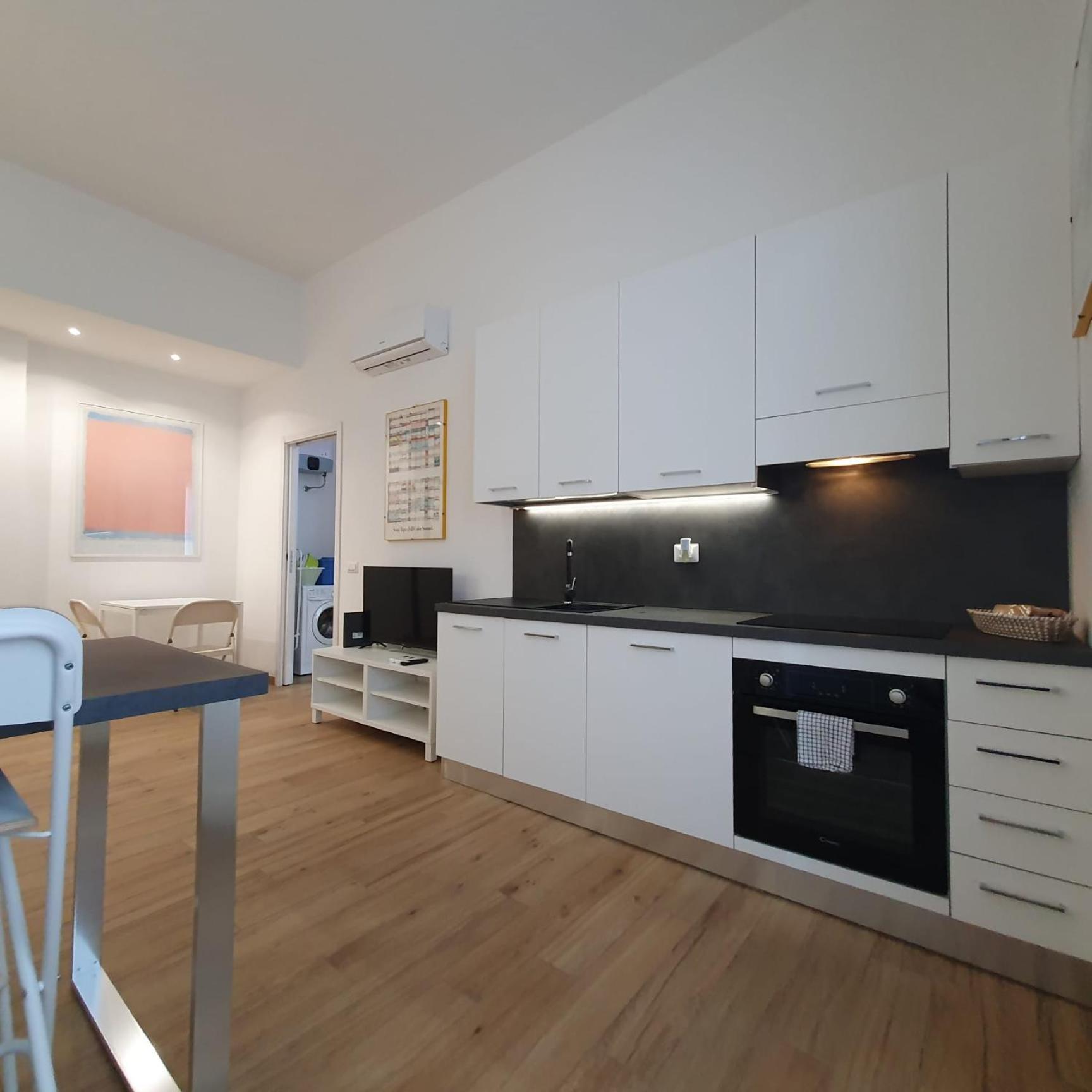 Apartamento Bnbutler - Grasselli, 8 - Comfy And Newly Renovated Milán Exterior foto